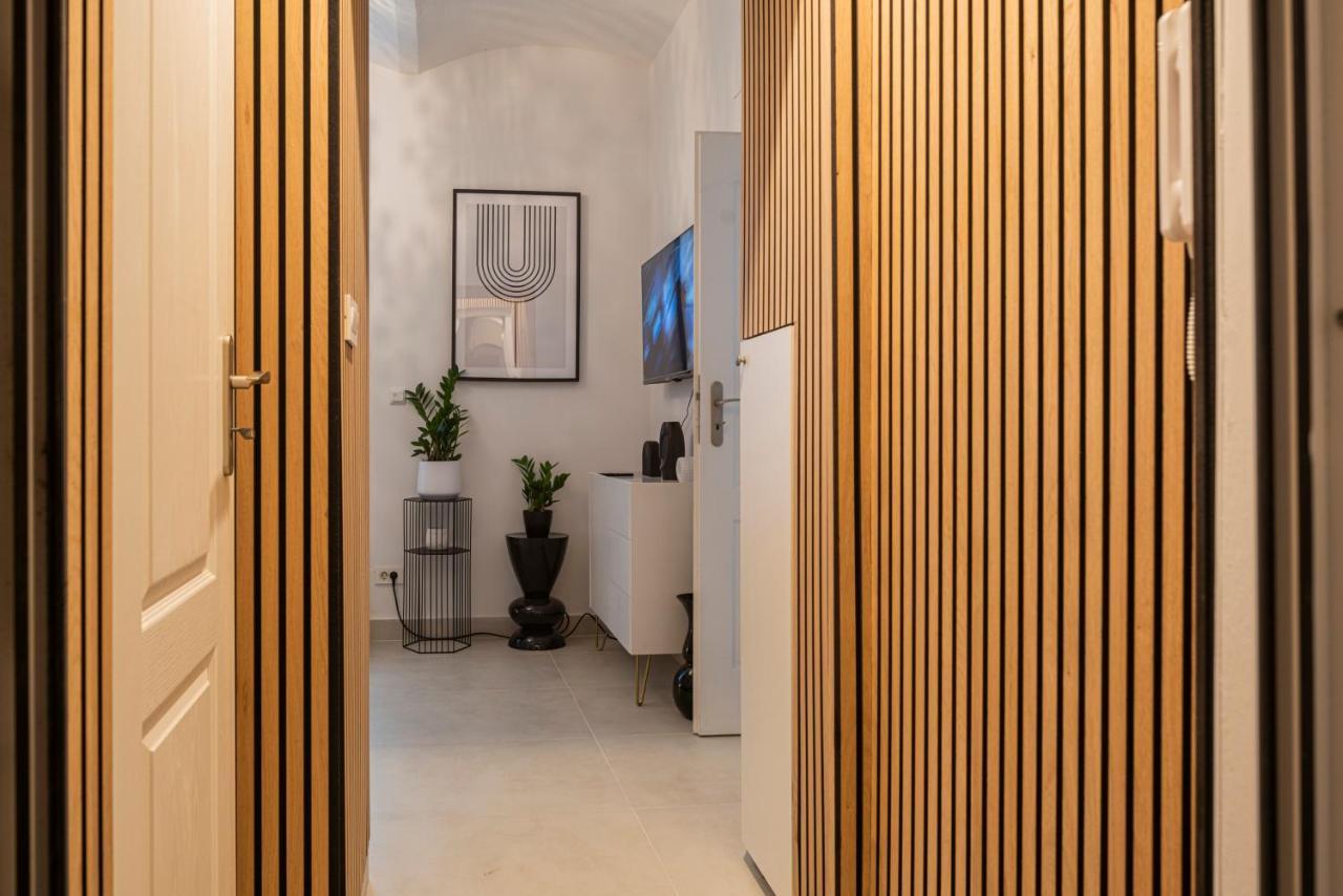 M&M Apartment Zagreb Bagian luar foto